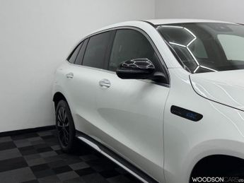 MERCEDES-BENZ EQC EQC 400 80kWh Sport SUV 5dr Electric Auto 4MATIC (408 ps)