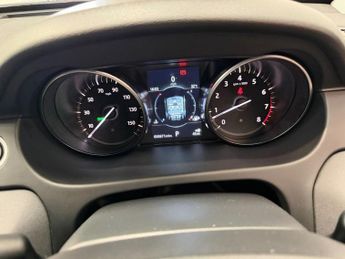LAND ROVER DISCOVERY SPORT 2.0 Si4 SE Tech SUV 5dr Petrol Auto 4WD Euro 6 (s/s) (240 ps)