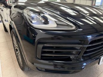 PORSCHE CAYENNE 3.0T V6 Platinum Edition SUV 5dr Petrol TiptronicS 4WD Euro 6 (s