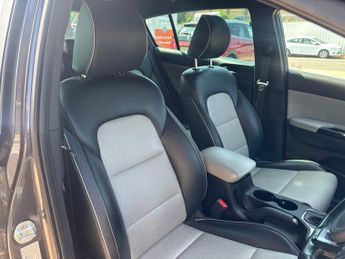 KIA SPORTAGE 2.0 CRDi GT-Line SUV 5 Door Diesel Automatic Silver AWD Euro 6 