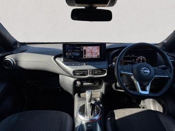 NISSAN JUKE 1.0 DIG-T N-Connecta SUV 5dr Petrol DCT Auto Euro 6 (s/s) (114 p