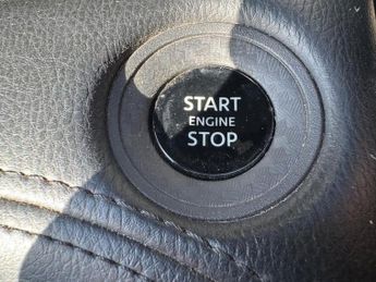 NISSAN JUKE 1.0 DIG-T N-Connecta SUV 5dr Petrol DCT Auto Euro 6 (s/s) (114 p
