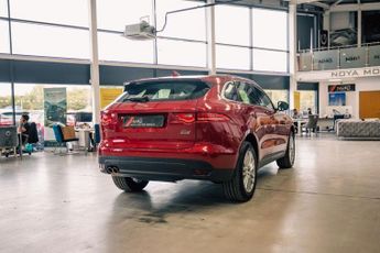 JAGUAR F-PACE 2.0 D180 Portfolio SUV 5dr Diesel Auto AWD Euro 6 (s/s) (180 ps)