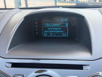 FORD FIESTA 1.0T EcoBoost Zetec Hatchback 5dr Petrol Powershift Euro 5 (100 