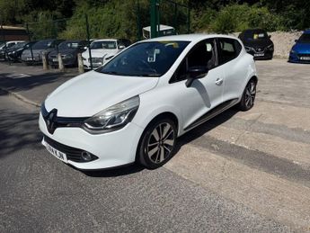 RENAULT CLIO 1.5 dCi Dynamique S MediaNav Hatchback 5dr Diesel EDC Euro 5 (90