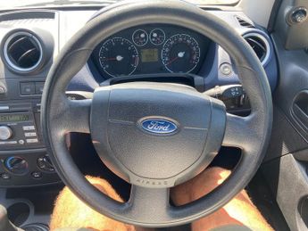 FORD FIESTA 1.25 Style Climate Hatchback 3dr Petrol Manual (142 g/km, 74 bhp