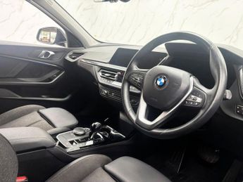 BMW 1 SERIES 1.5 118i Sport (LCP) Hatchback 5dr Petrol DCT Euro 6 (s/s) (136 