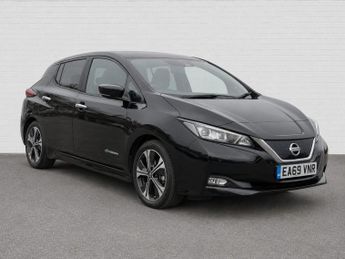 Nissan Leaf 40kWh Tekna Hatchback 5dr Electric Auto (150 ps)