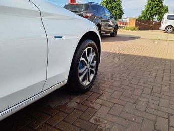 MERCEDES-BENZ C CLASS 2.0 C350e 6.4kWh Sport (Premium) Saloon 4dr Petrol Plug-in Hybri