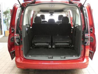 VOLKSWAGEN CADDY MAXI 2.0 TDI Life MPV 5dr Diesel DSG Euro 6 (s/s) (122 ps)