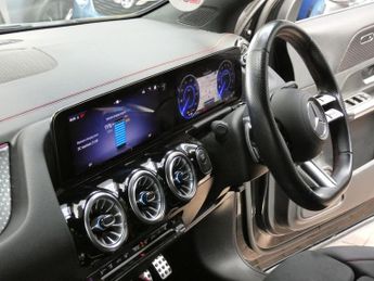MERCEDES-BENZ EQA EQA 250+ 70.5kWh AMG Line (Executive) SUV 5dr Electric Auto (190