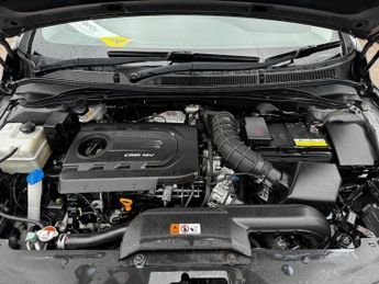 HYUNDAI I40 1.7 CRDi Blue Drive SE Nav Tourer 5dr Diesel DCT Euro 6 (s/s) (1