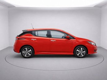 NISSAN LEAF 40kWh Acenta Hatchback 5dr Electric Auto (150 ps)