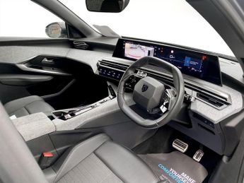 PEUGEOT 5008 1.2 Allure SUV 5dr Petrol Hybrid e-DSC6 Euro 6 (s/s) (136 ps)