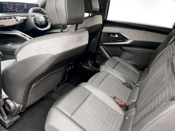 PEUGEOT 5008 1.2 Allure SUV 5dr Petrol Hybrid e-DSC6 Euro 6 (s/s) (136 ps)
