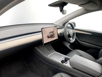 TESLA MODEL Y (Dual Motor) Long Range SUV 5dr Electric Auto 4WDE (384 bhp)