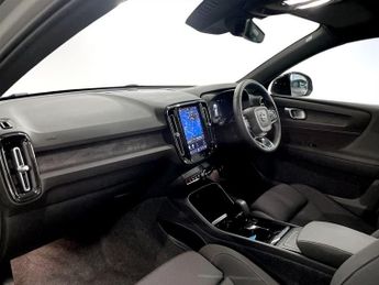 VOLVO XC40 Recharge Twin 82kWh Core SUV 5dr Electric Auto AWD (408 ps)