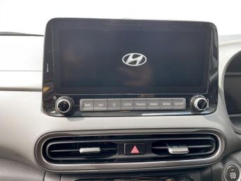 HYUNDAI KONA 1.6 h-GDi Premium SUV 5dr Petrol Hybrid DCT Euro 6 (s/s) (141 ps