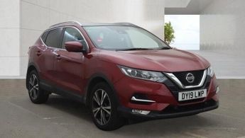 Nissan Qashqai 1.3 DIG-T N-Connecta SUV 5dr Petrol Manual Euro 6 (s/s) (140 ps)