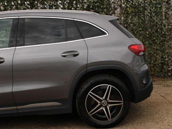 MERCEDES-BENZ EQA EQA 300 66.5kWh AMG Line SUV 5dr Electric Auto 4MATIC (228 ps)