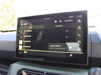 DACIA Spring 65 26.8kWh EXTREME Hatchback 5dr Electric Auto (65 ps)