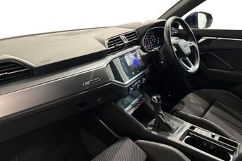 AUDI Q3 1.5 TFSI CoD 35 S line SUV 5dr Petrol S Tronic Euro 6 (s/s) (150