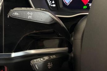 AUDI Q3 1.5 TFSI CoD 35 S line SUV 5dr Petrol S Tronic Euro 6 (s/s) (150