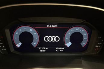 AUDI Q3 1.5 TFSI CoD 35 S line SUV 5dr Petrol S Tronic Euro 6 (s/s) (150