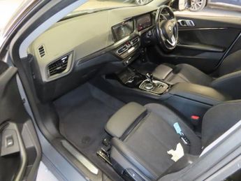 BMW 2 SERIES GRAN COUPE 1.5 218i Sport (LCP) Saloon 4dr Petrol DCT Euro 6 (s/s) (136 ps)