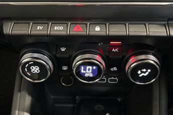 RENAULT CLIO 1.6 E-TECH evolution Hatchback 5dr Petrol Hybrid Auto Euro 6 (s/