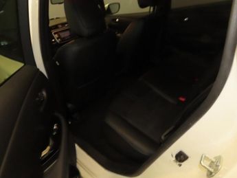 NISSAN LEAF 62kWh e+ N-Connecta Hatchback 5dr Electric Auto (217 ps)