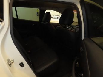 NISSAN LEAF 62kWh e+ N-Connecta Hatchback 5dr Electric Auto (217 ps)