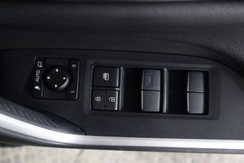 TOYOTA RAV4 2.5 VVT-h Black Edition CVT 4WD Euro 6 (s/s) 5dr