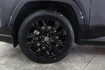 TOYOTA RAV4 2.5 VVT-h Black Edition CVT 4WD Euro 6 (s/s) 5dr