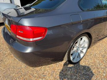BMW 3 SERIES 2.0 320d M Sport Coupe 2dr Diesel Steptronic Euro 4 (177 ps)