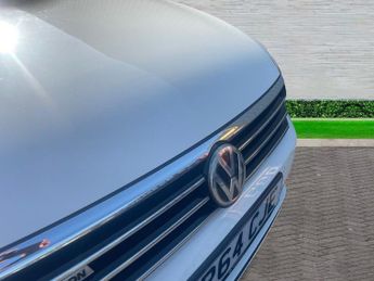 VOLKSWAGEN PASSAT 2.0 BiTDI BlueMotion Tech GT Estate 5dr Diesel DSG 4Motion Euro 