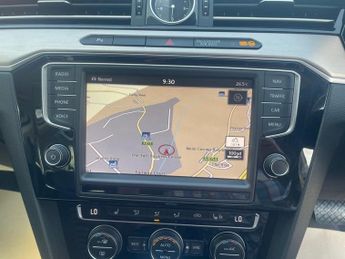 VOLKSWAGEN PASSAT 2.0 BiTDI BlueMotion Tech GT Estate 5dr Diesel DSG 4Motion Euro 