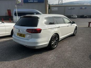 VOLKSWAGEN PASSAT 2.0 BiTDI BlueMotion Tech GT Estate 5dr Diesel DSG 4Motion Euro 