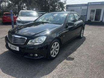 MERCEDES-BENZ C CLASS 2.1 C220 CDI BlueEfficiency SE Saloon 4dr Diesel G-Tronic+ Euro 
