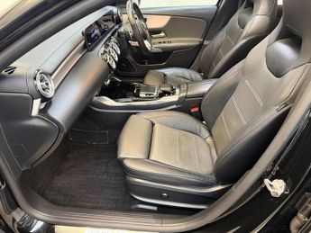 MERCEDES-BENZ A CLASS 2.0 A35 AMG (Premium Plus) Hatchback 5dr Petrol SpdS DCT 4MATIC 