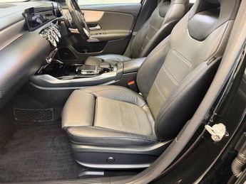 MERCEDES-BENZ A CLASS 2.0 A35 AMG (Premium Plus) Hatchback 5dr Petrol SpdS DCT 4MATIC 