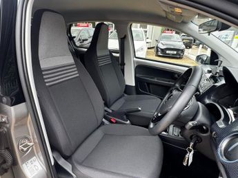 VOLKSWAGEN e-up! 36.8kWh e-up! Hatchback 5dr Electric Auto (82 ps)