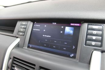LAND ROVER DISCOVERY SPORT 2.0 TD4 HSE SUV 5dr Diesel Auto 4WD Euro 6 (s/s) (180 ps)