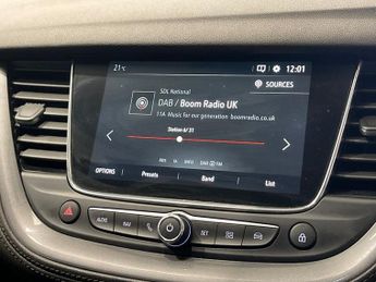 VAUXHALL GRANDLAND X 1.2 Turbo SRi Nav SUV 5dr Petrol Auto Euro 6 (s/s) (130 ps)