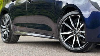 TOYOTA COROLLA 2.0 VVT-h GR SPORT Hatchback 5dr Petrol Hybrid CVT Euro 6 (s/s) 