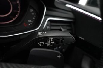 AUDI A4 2.0 TFSI 35 Black Edition Saloon 4dr Petrol S Tronic Euro 6 (s/s