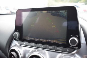 NISSAN JUKE 1.0 DIG-T N-Connecta SUV 5dr Petrol DCT Auto Euro 6 (s/s) (114 p