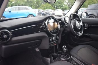 MINI HATCH 1.5 Cooper Classic Hatchback 5dr Petrol Steptronic Euro 6 (s/s) 