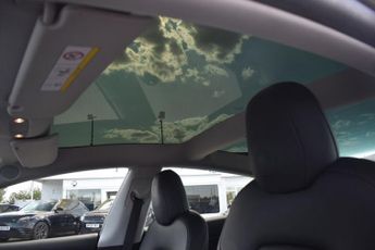 TESLA Model 3 (Dual Motor) Long Range Saloon 4dr Electric Auto 4WDE (346 ps)