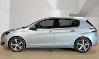 PEUGEOT 308 1.2 PureTech Allure Hatchback 5dr Petrol EAT Euro 6 (s/s) (130 p
